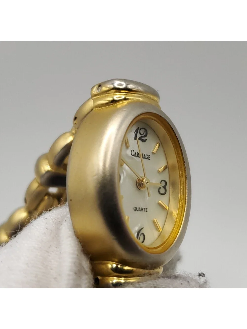 Carriage By Timex Quartz Womens Watch 19mm Gold Tone White Dial New Battery
